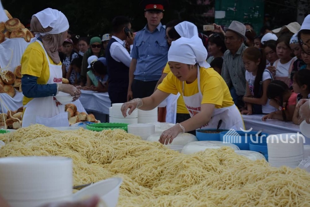 In the city of Karakol (Kyrgyzstan) prepared 1.5 tons of ashlyan-fu - Kyrgyzstan, Karakol, Ashlian-Fu, Longpost