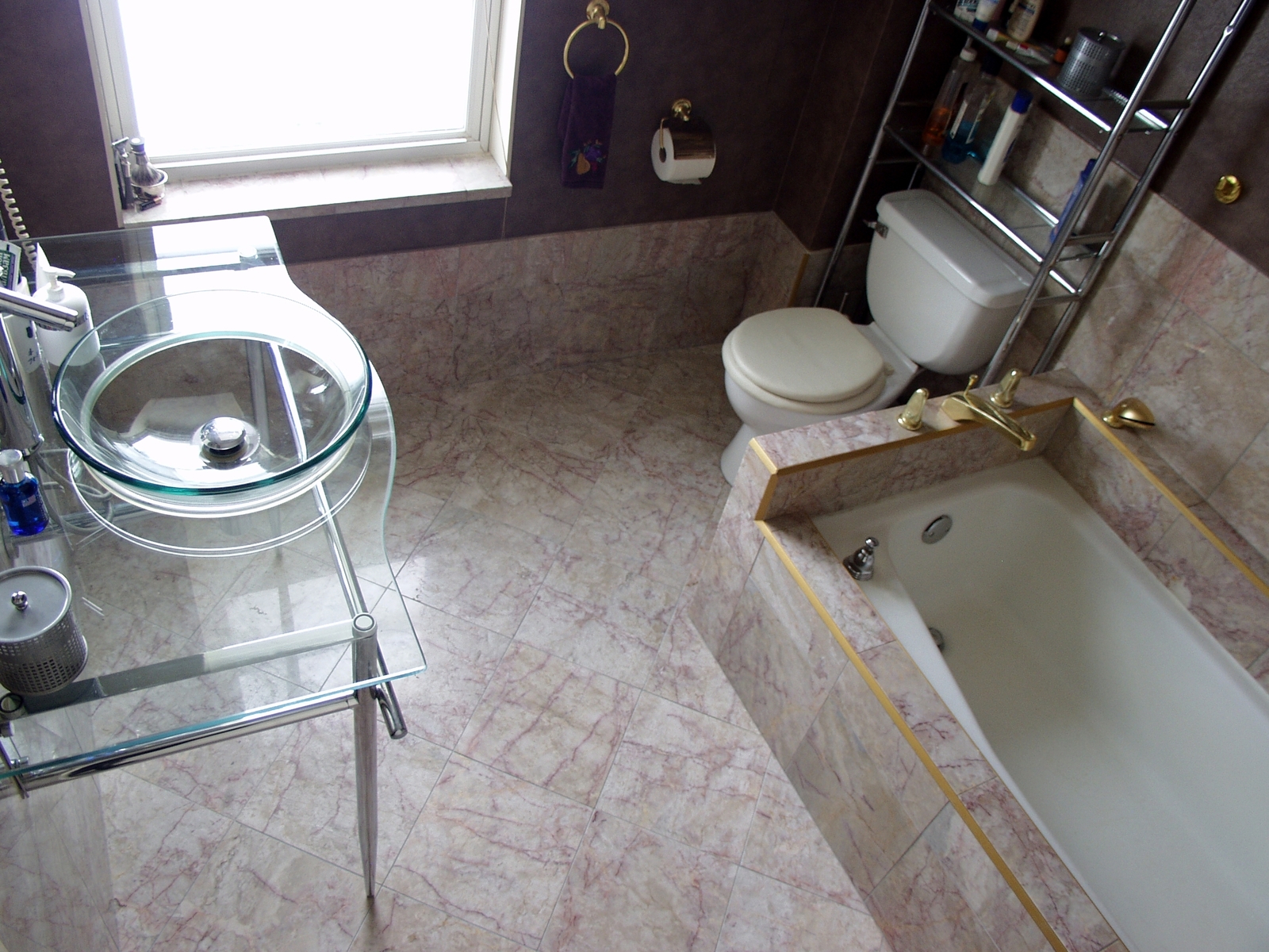 Renovation of a bathroom in a country house. - My, Repair of apartments, Cast iron bath, Building, Bathroom, Longpost