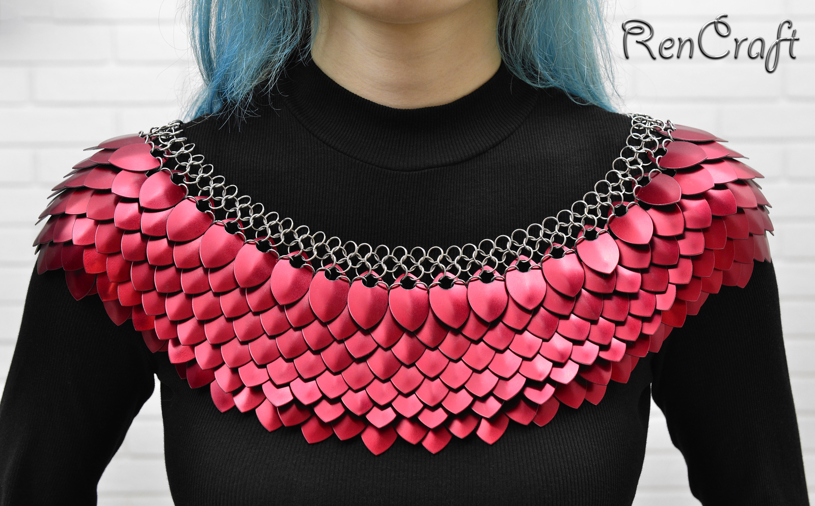 Bright scaly collar - My, Needlework without process, Longpost, Chain mail jewelry, Decoration, Armor, Shoulders, Scales