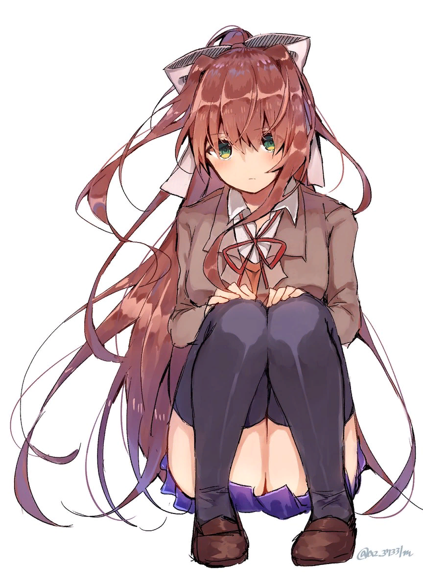 Monika sitting down | Пикабу