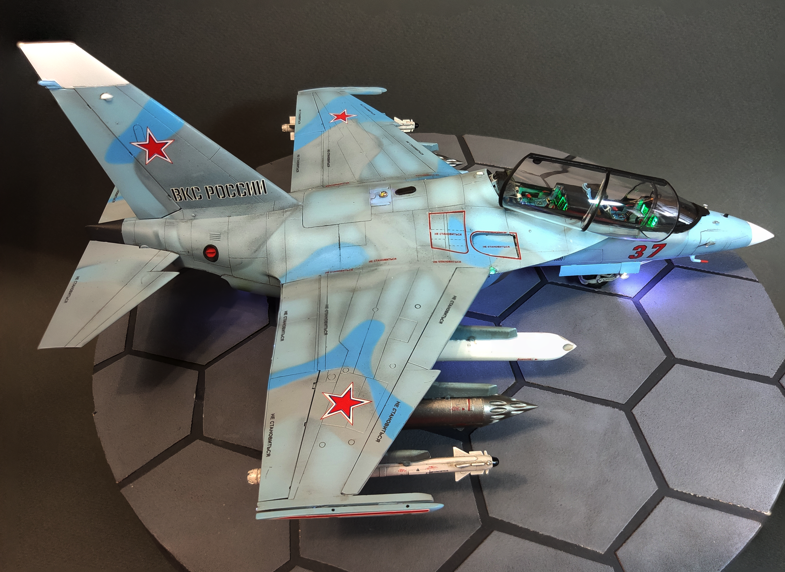 Assembling a model of the Yak-130 aircraft with illumination - My, Modeling, Stand modeling, Hobby, Aviation, Fighter, Yak-130, Longpost