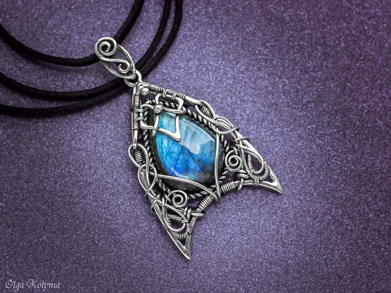 Space pendant with a gothic twist - My, Wire wrap, Labradorite, Pendant, Metal pendants, Decoration, Needlework without process, Longpost