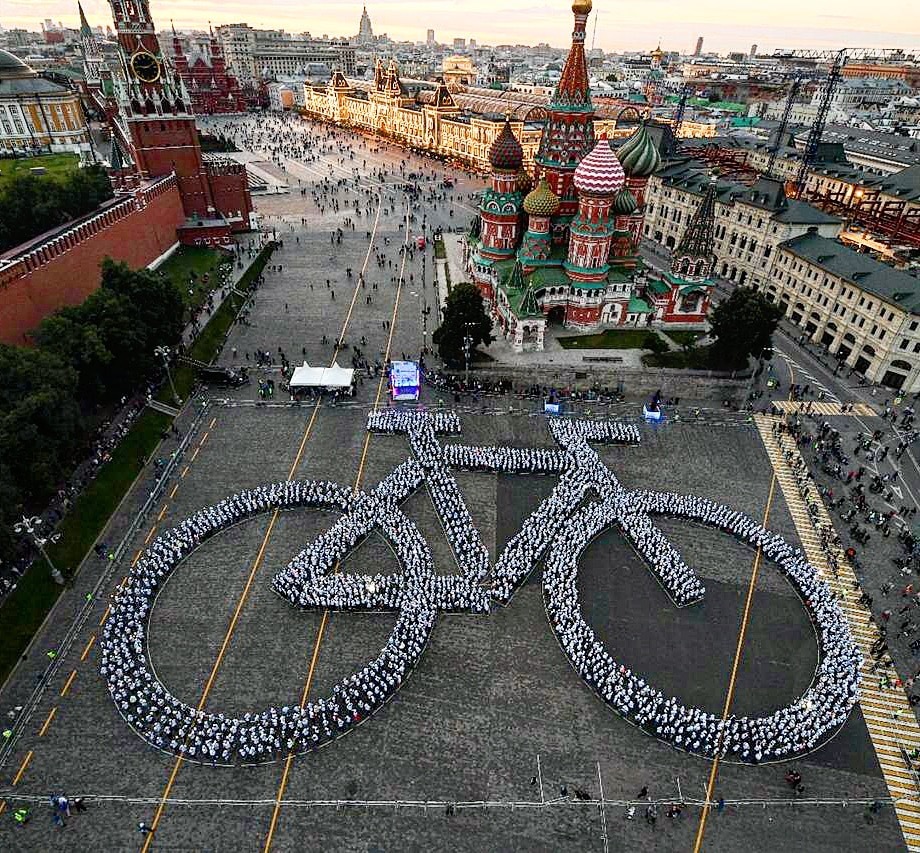 It's 2620! man on Vasilyevsky Spusk! - My, Guinness Book of Records, A bike, Record, Moscow, Sport, Russia, People, Town, Longpost