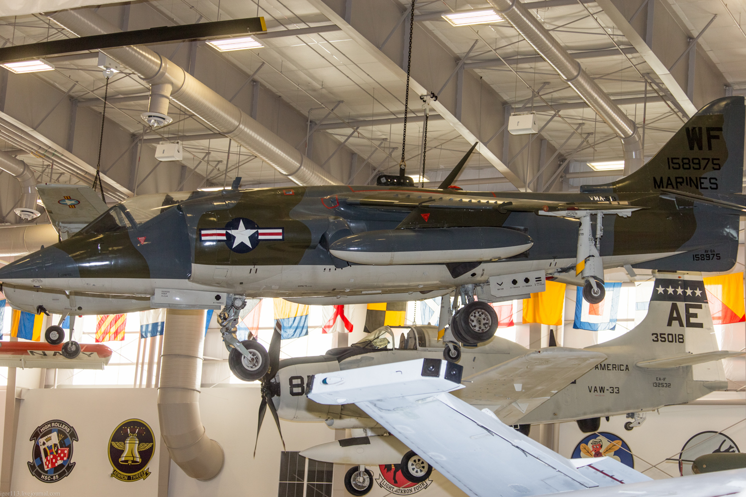 Museum in Pensacola: McDonnell Douglas AV-8C Harrier attack aircraft and its cockpit. - Airplane, Harrier, Museum, Longpost