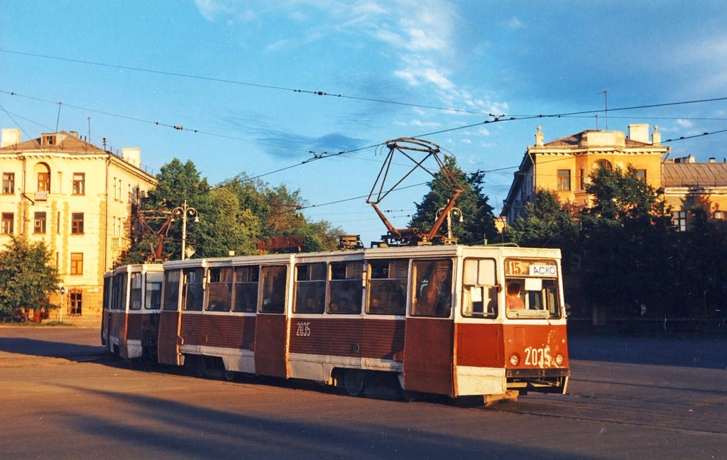 Magnitogorsk trams on the streets of the city, 1995. - Tram, Magnitogorsk, Past, archive, Memories, Town, Longpost