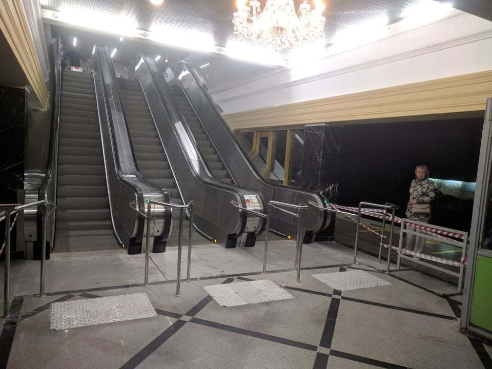 In Yekaterinburg, a shopping center has dug a separate exit to the subway. - Yekaterinburg, Metro, Shopping center, Longpost