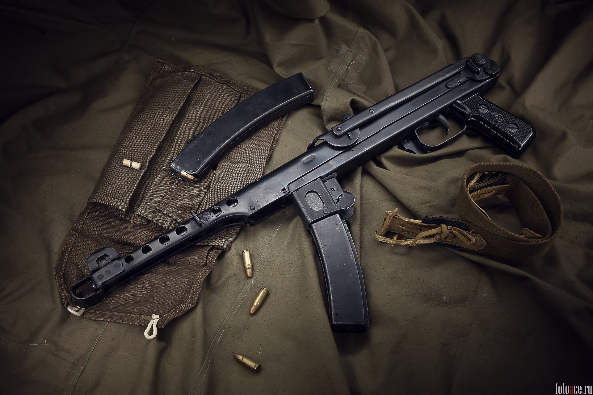 Photo session of the SHP submachine gun Sudayev PPS-43 - My, PPS-43, Machine, Weapon, PHOTOSESSION, Longpost