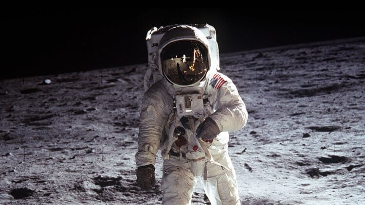 Why Cosmic Radiation Didn't Kill Astronauts While Flying to the Moon - Apollo, moon, NASA, Longpost