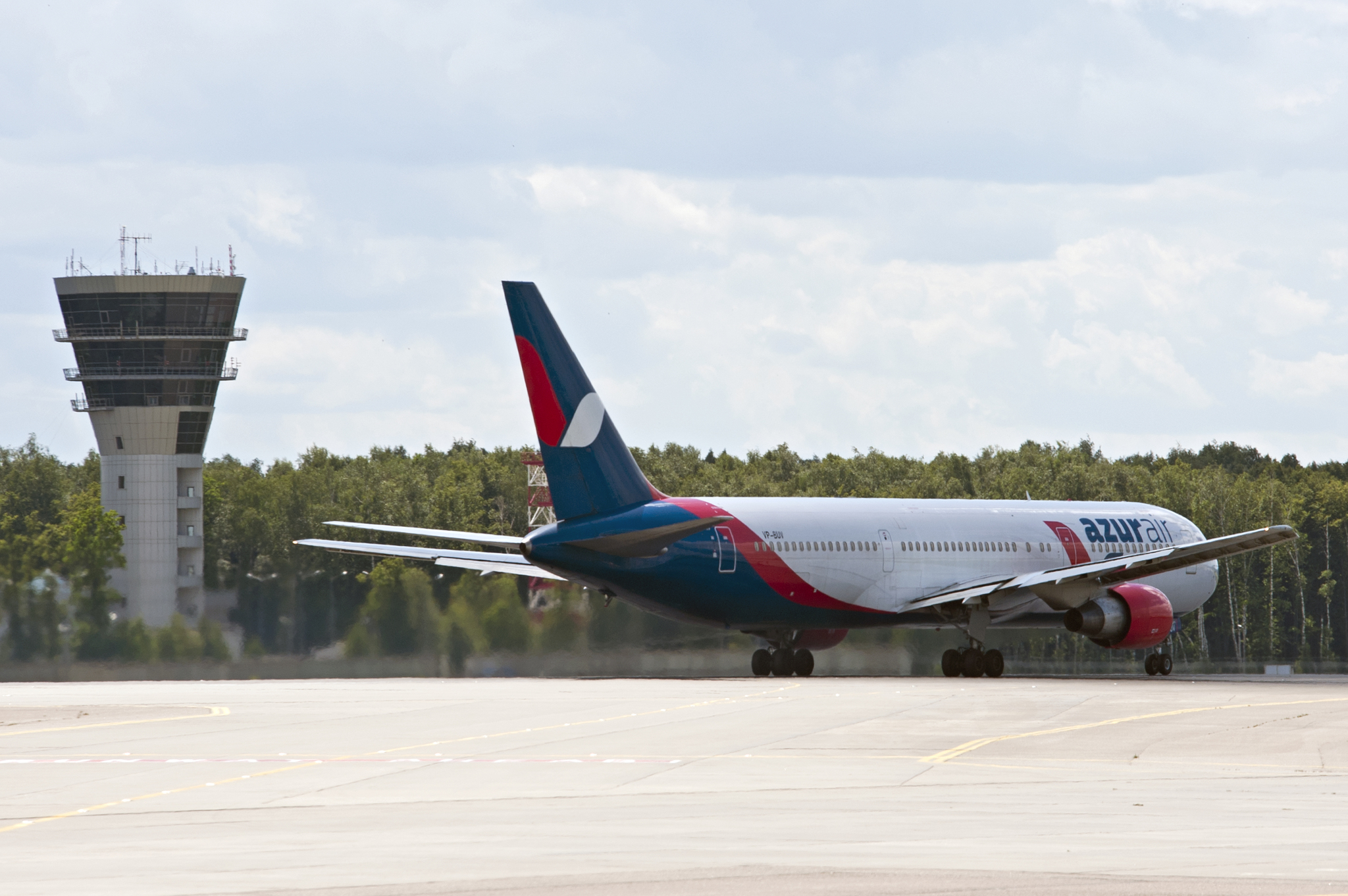 Birthday Vnukovo. Part 2 - My, Airbus, Boeing, Utair, , , Vnukovo, Aviation, Planespotting, Longpost, Boeing, Airline victory, Azur Air