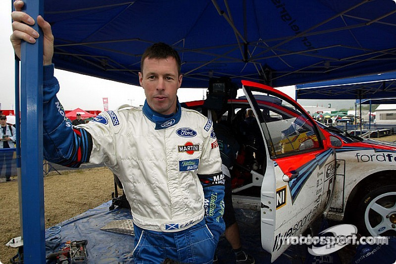 Colin mcrae. Колин макрей. Colin MCRAE гонщик. Колин макрей и Кен блок. Колин макрей фото.