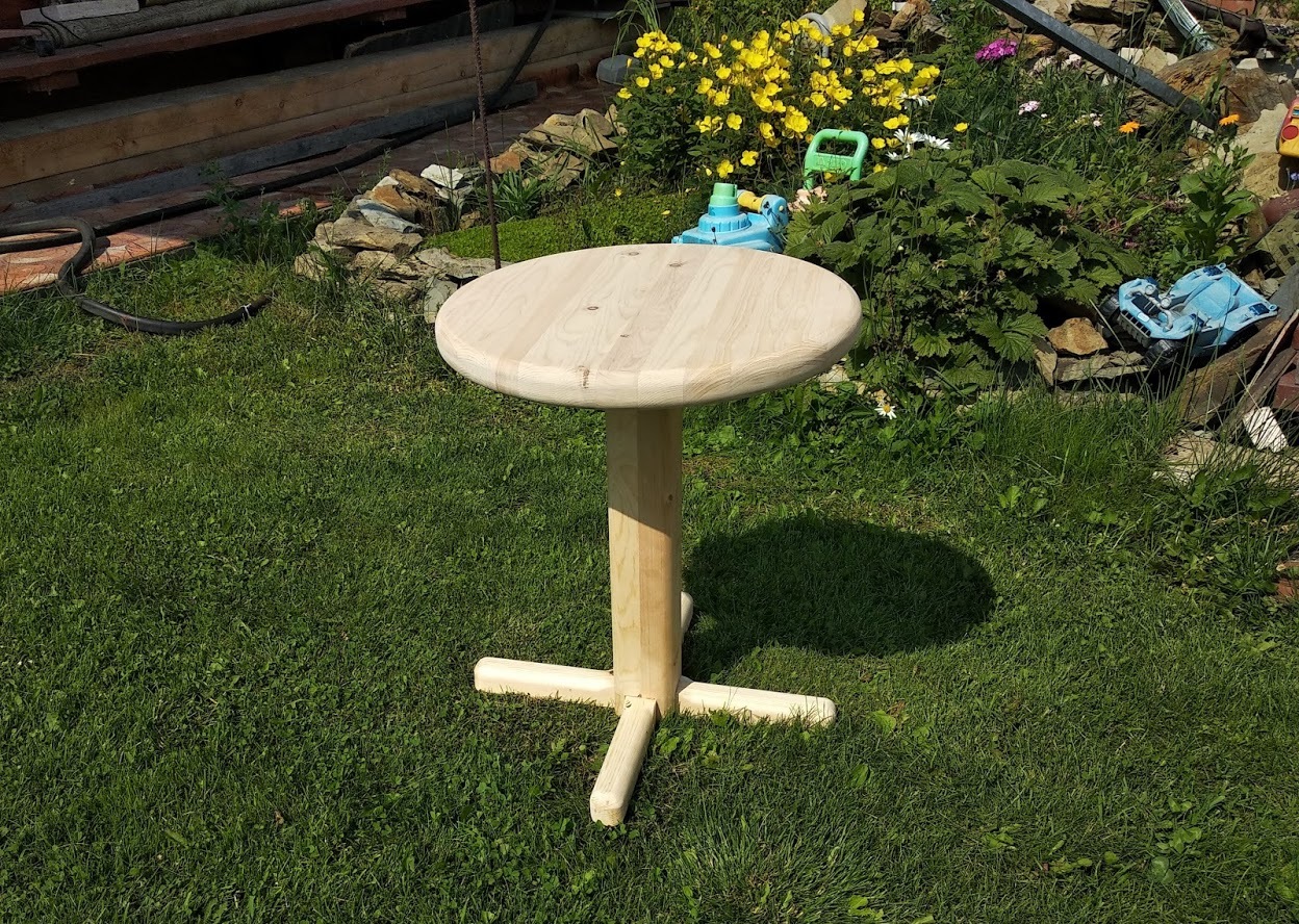 Small table for tea/coffee/ashtray. - My, Carpenter, Needlework with process, Simple things, Longpost, Table, With your own hands