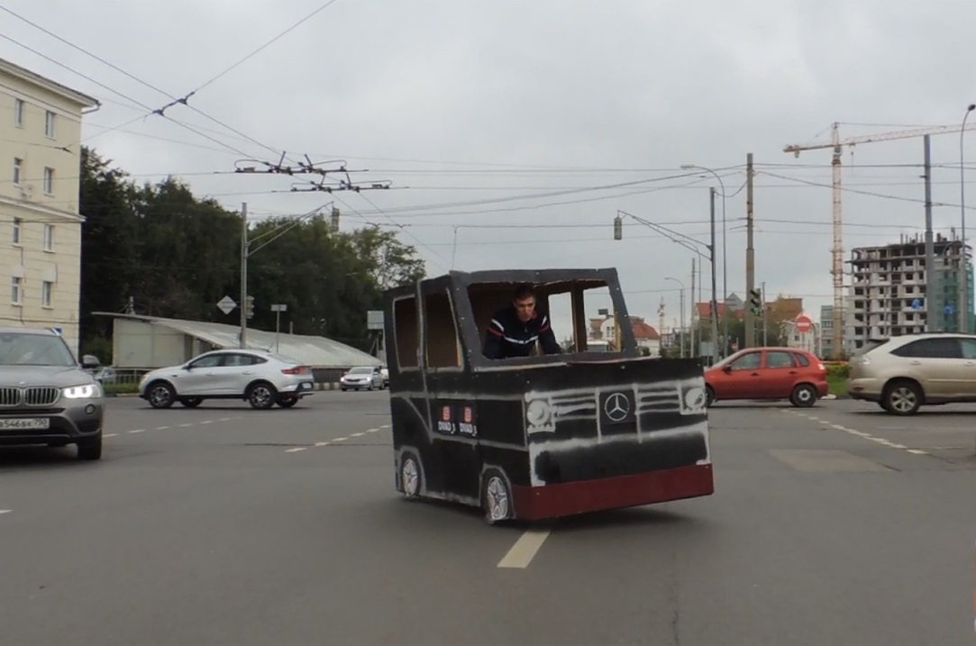 Нижегородцу грозит штраф за картонный Gelandewagen - Гелендваген, Нижний Новгород, Картон, Видео