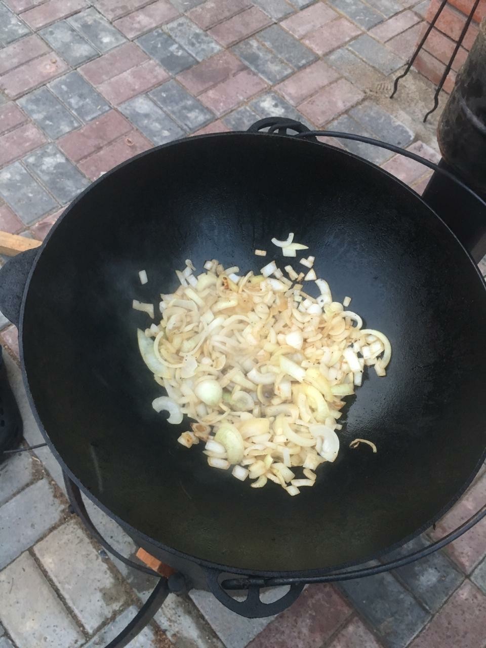 Chanterelles fried in a cauldron) - My, Mushrooms, Kazan, Men's cooking, Longpost, Chanterelles, Recipe