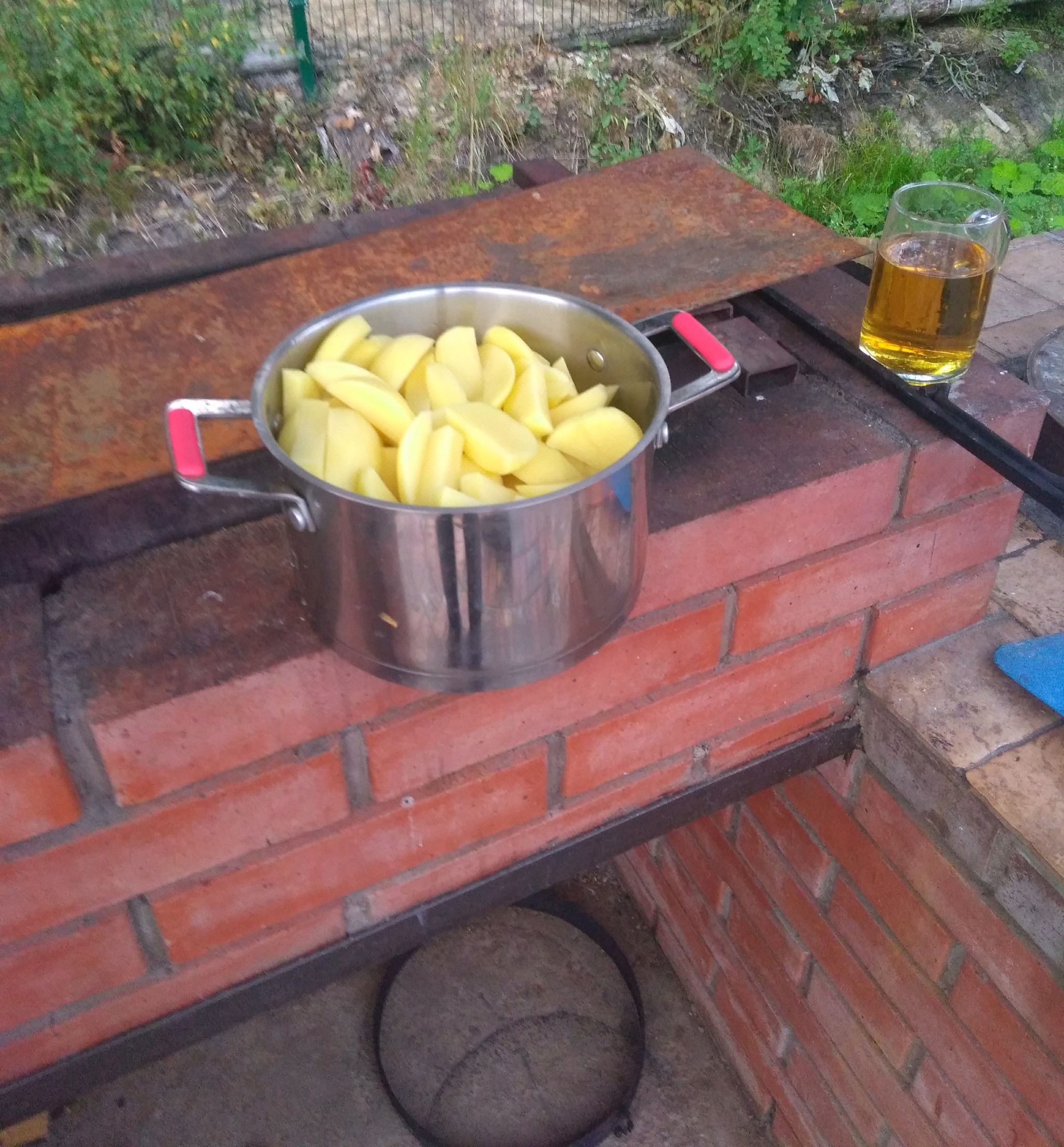 Chanterelles fried in a cauldron) - My, Mushrooms, Kazan, Men's cooking, Longpost, Chanterelles, Recipe