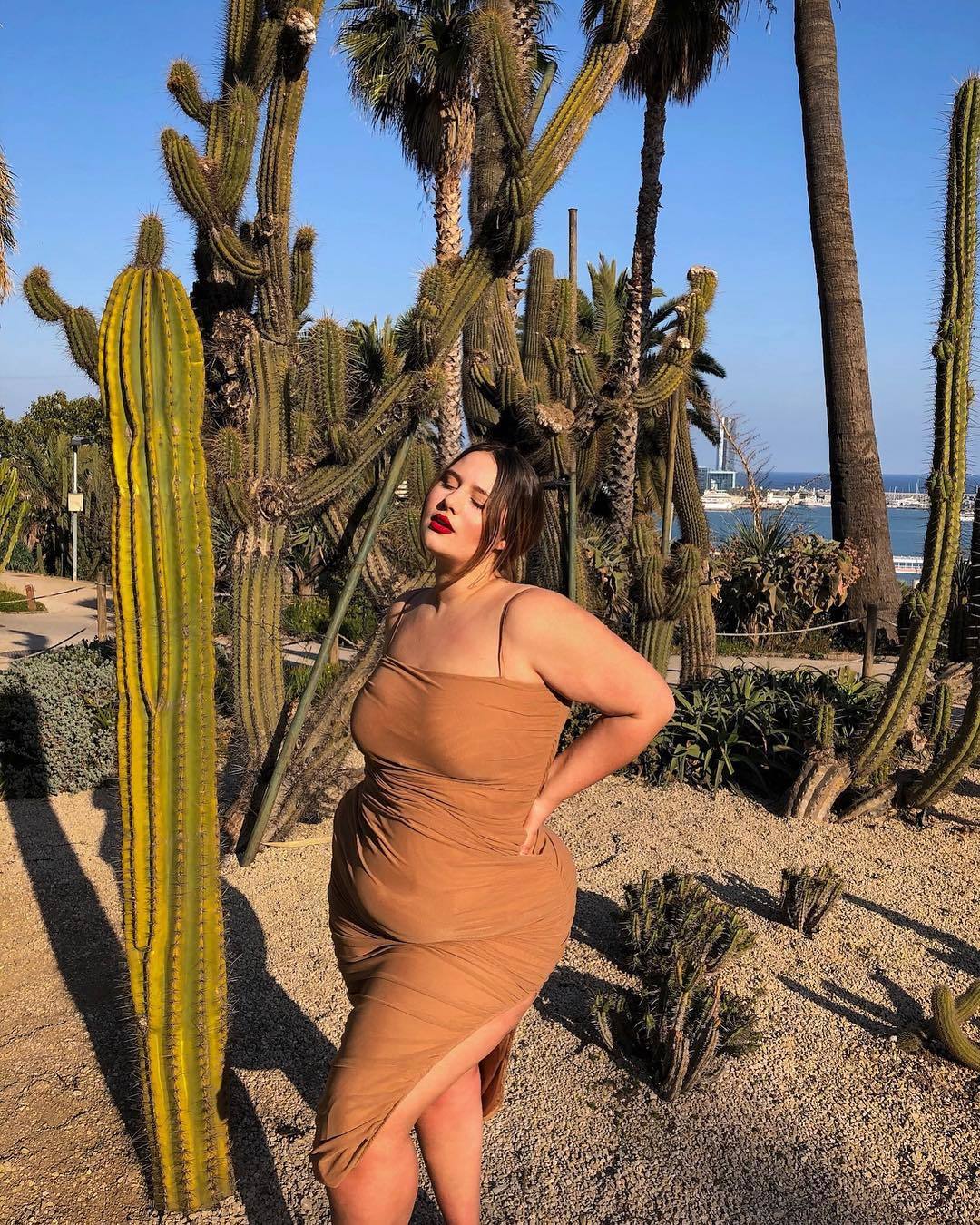 Instagram star and plus-size model Michelle Juliet Nayla - beauty, Beautiful girl, Girls, Female, Longpost, Women