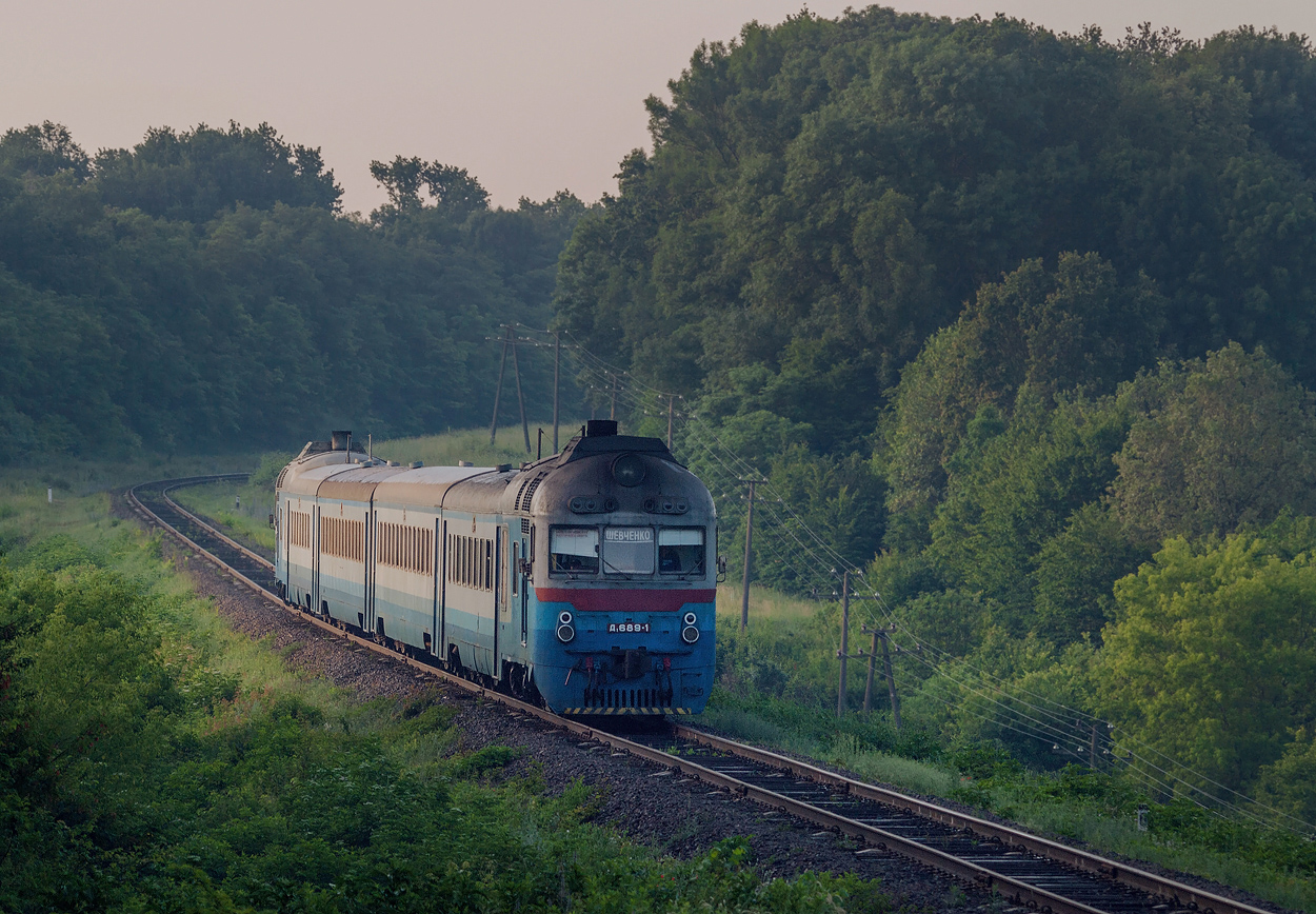 Morning Diesel train D1-689 - Diesel Train, Morning, dawn, Fog, A train, Railway, The photo