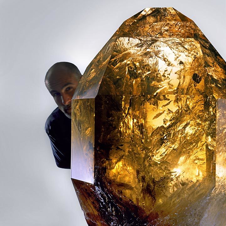 The largest faceted citrine in the world - My, Crystals, Natural stones, Minerals, Exhibit, Gems, A rock, Amazing, Citrine