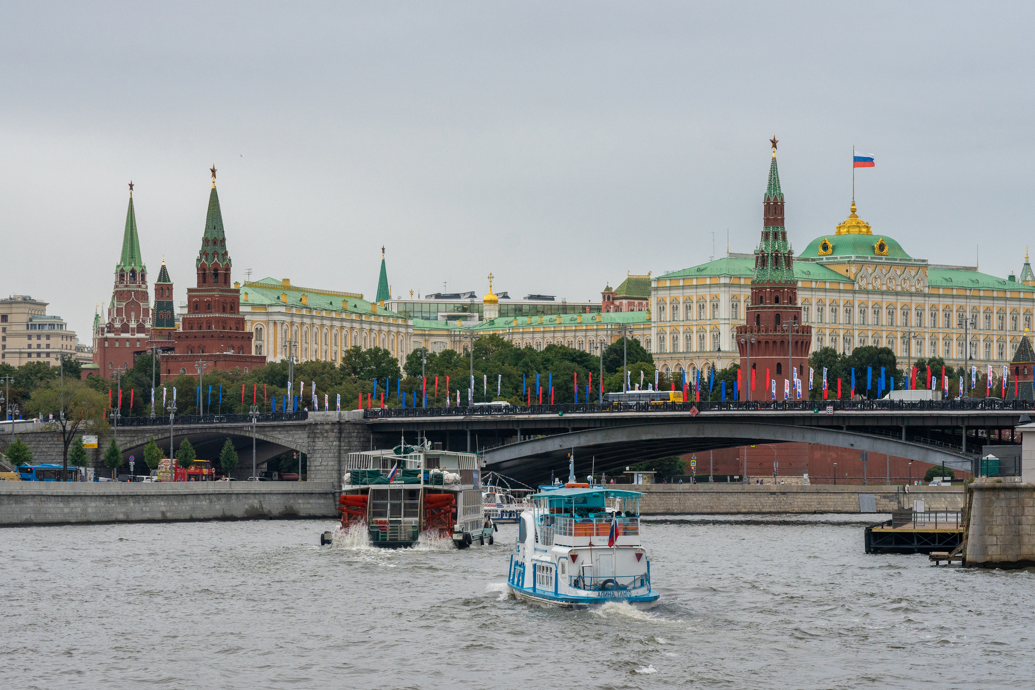 Shades of gray city of Moscow - My, Moscow, Moscow City, Moscow River, River tram, Excursion, The photo, Longpost