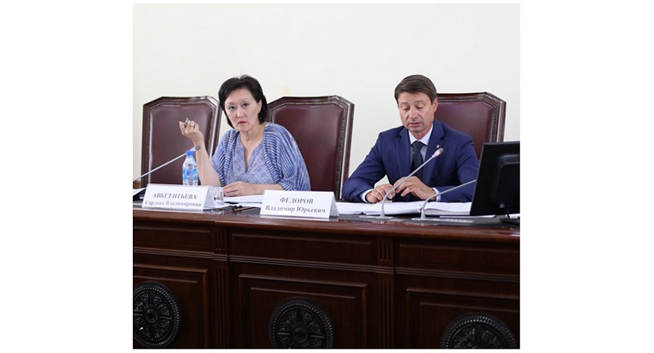 Vladimir Fedorov, have a conscience! The story with the fake diplomas of the first deputy mayor of Yakutsk is getting more and more interesting - Yakutsk, City hall, Longpost, Politics