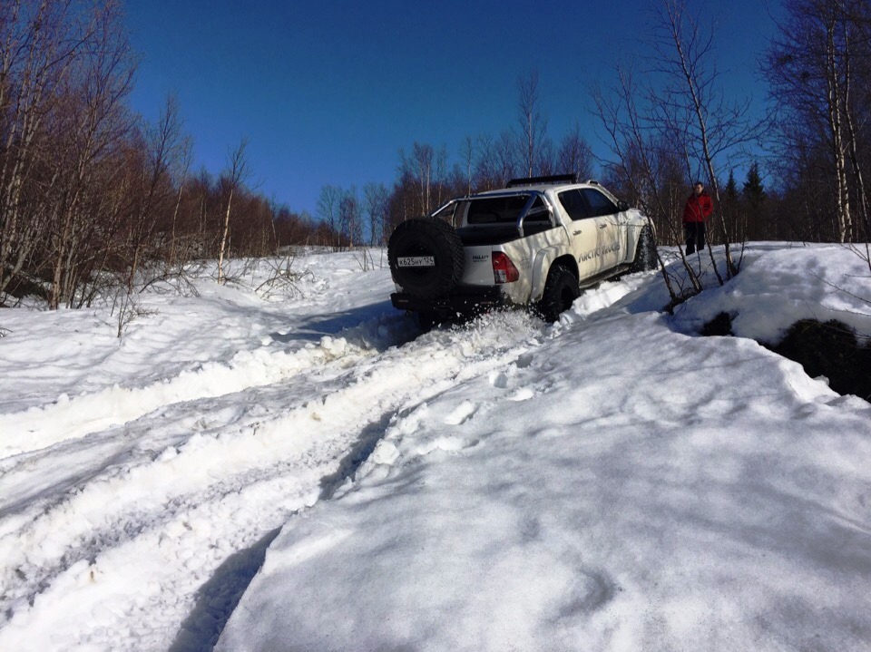 Duster, Defender, УАЗ, Arctic Trucks, Hummer, Terrano на Комсомольской горке. 21.04.19г - Моё, Дастер, УАЗ, Снег, Мурманск, Лэндровер, Отдых, Nissan, Хаммер, Видео, Длиннопост, Renault Duster, Land Rover