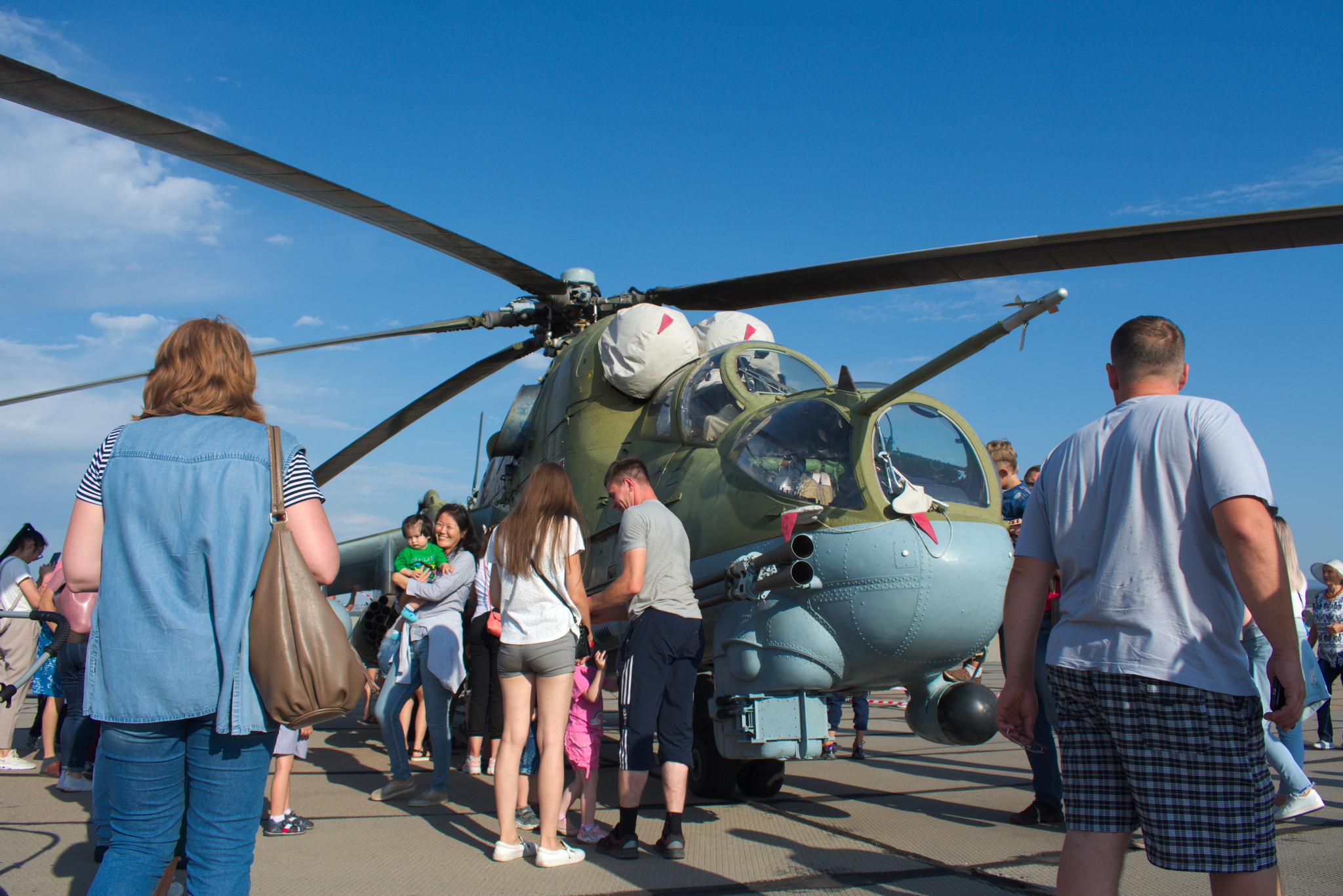 80th anniversary of U-UAZ | Festive events - My, Aviation, Airplane, Audience, Aerobatics, Military equipment, Longpost