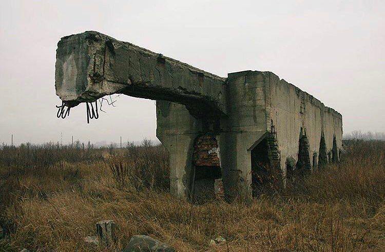 betonosaurus - Constructions, Abandoned, Pareidolia