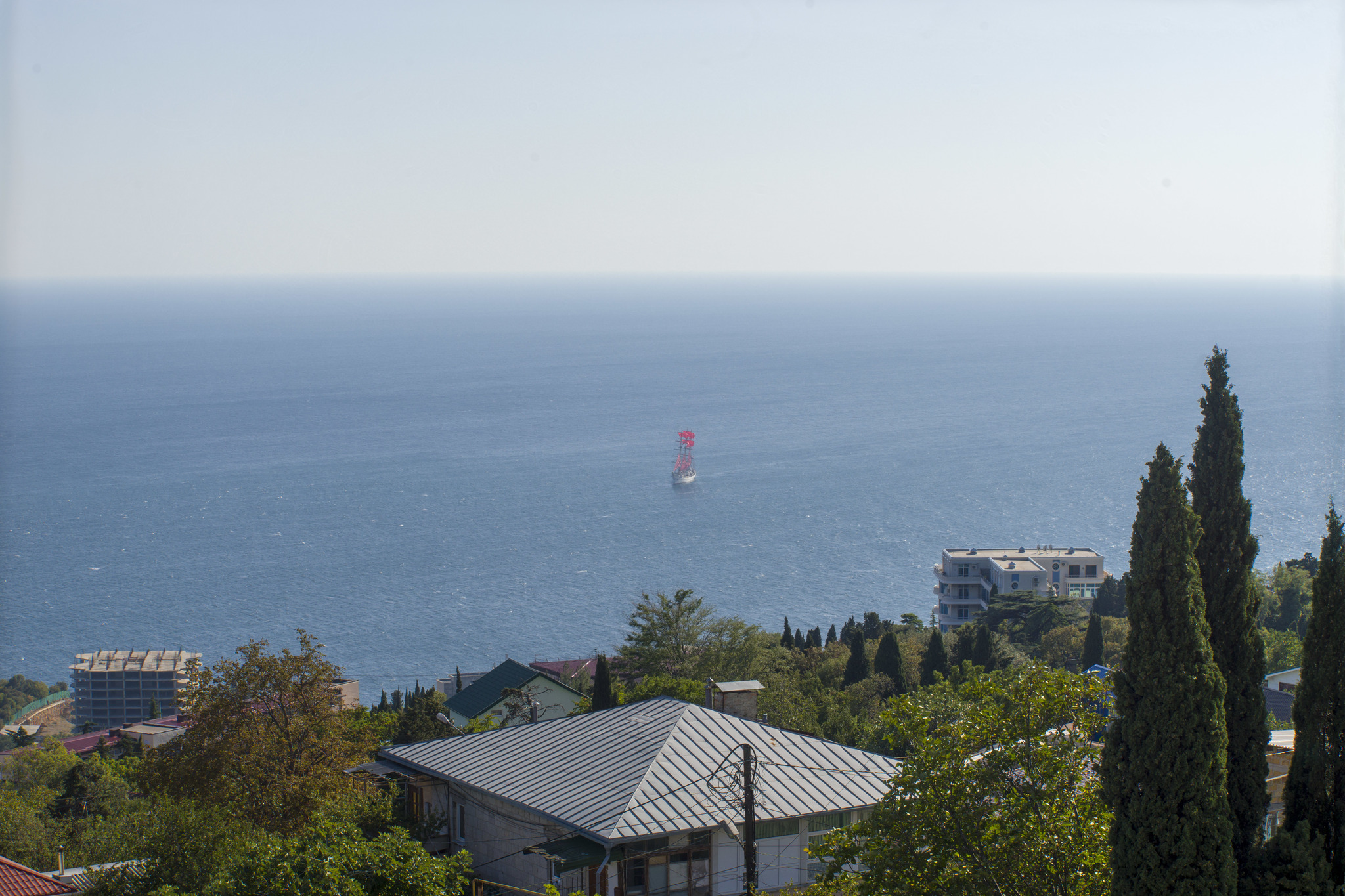 Today, someone sailed for Assolya ... - My, Crimea, Black Sea, Yalta, Sailboat