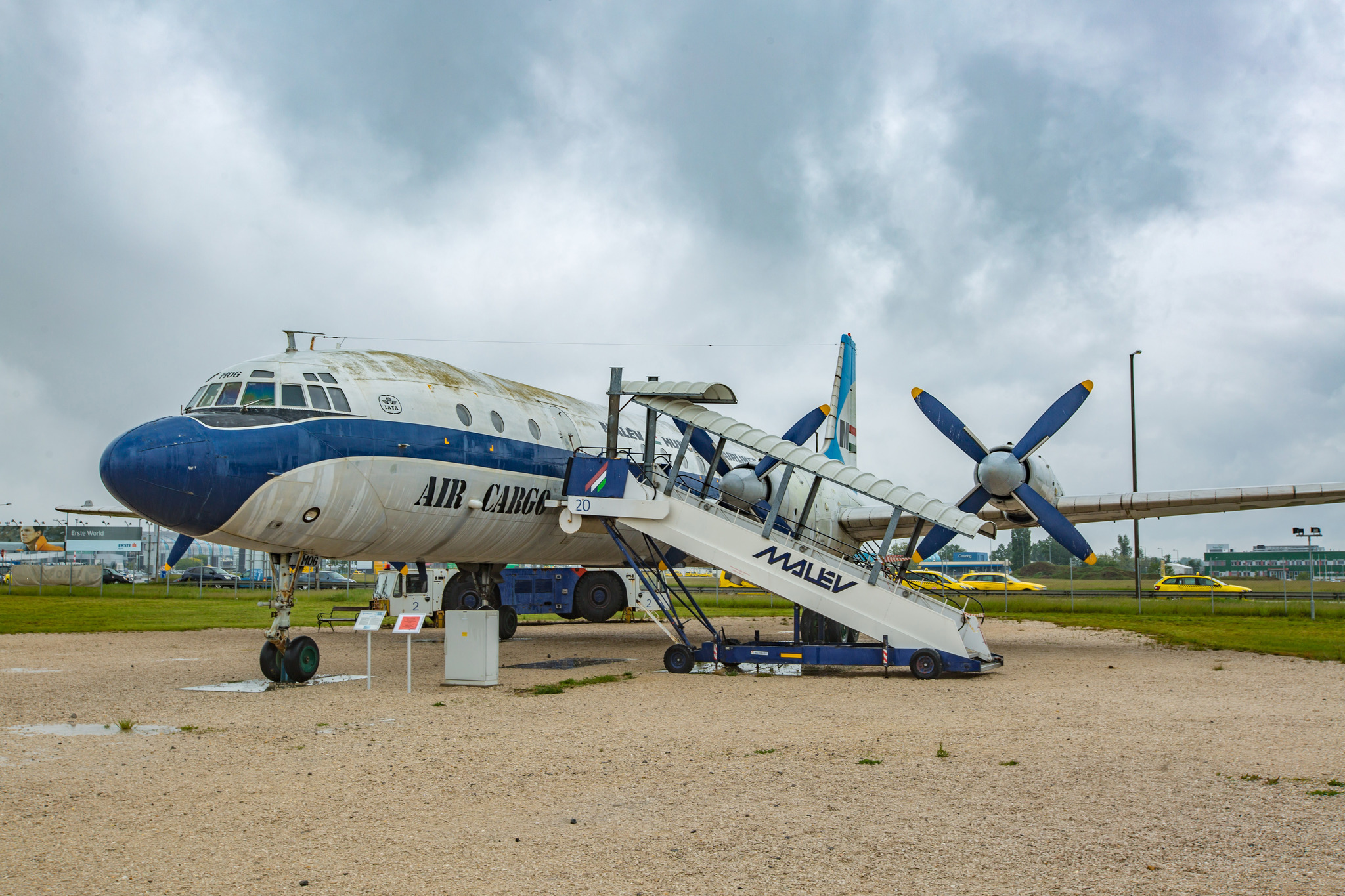 Музей советских самолётов в дебрях Евросоюза 
