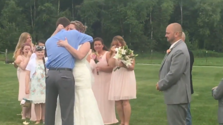 Surprise for the bride. - America, Wedding, Surprise, Transplantation, Longpost, Video