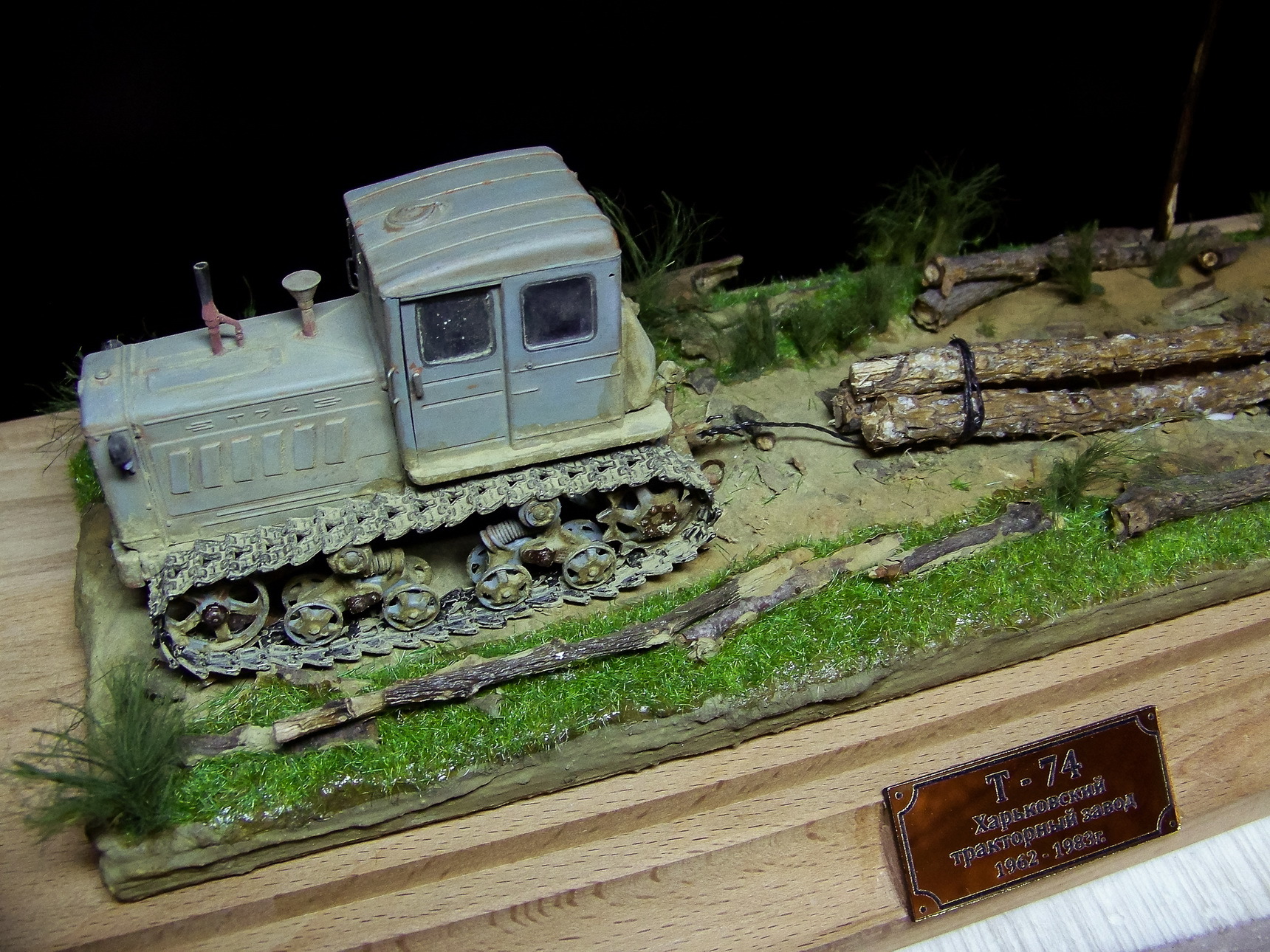 T-74 caterpillar tractor - My, 1:43, Tractor, Caterpillar, Diorama, Longpost