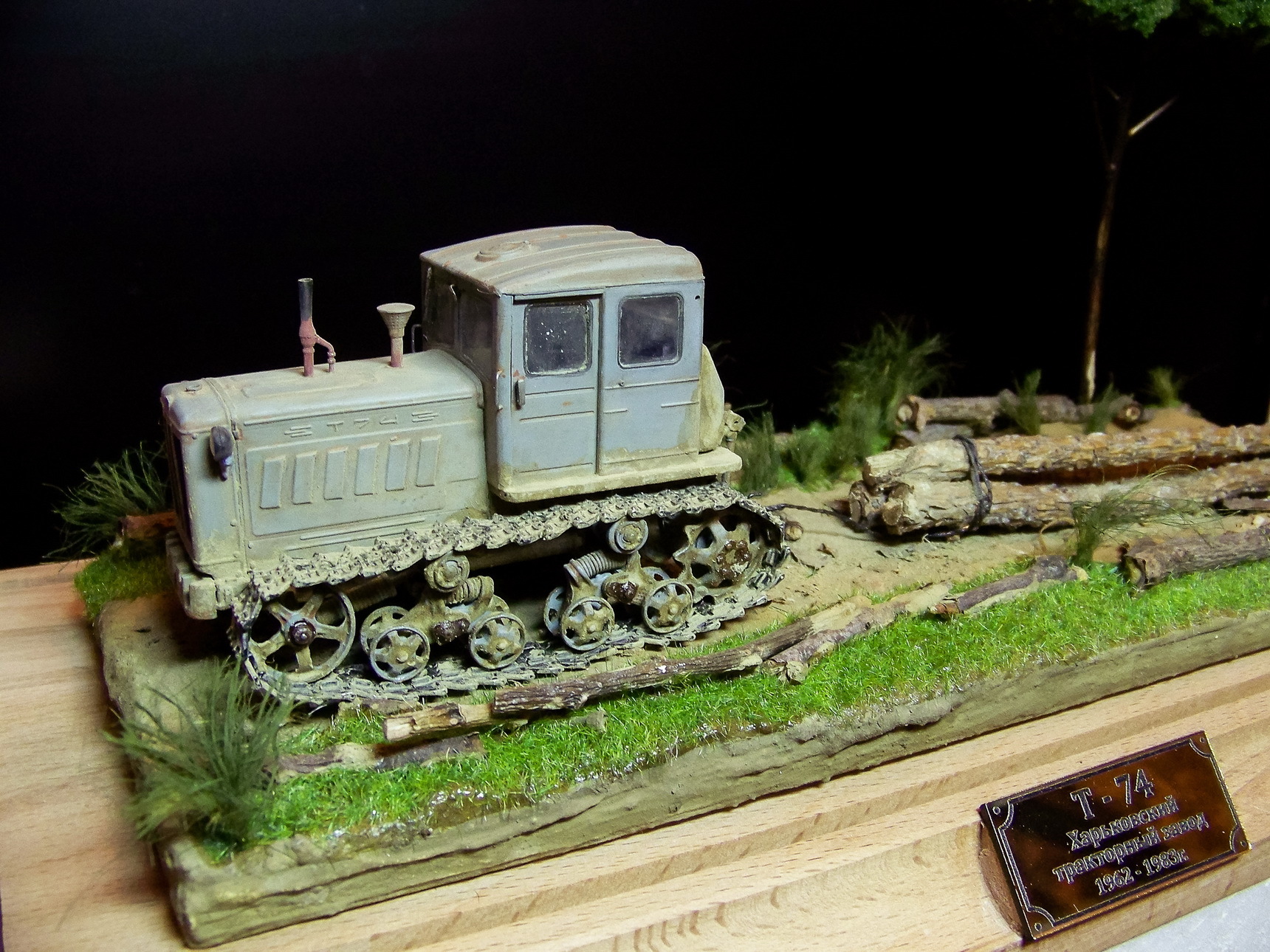 T-74 caterpillar tractor - My, 1:43, Tractor, Caterpillar, Diorama, Longpost