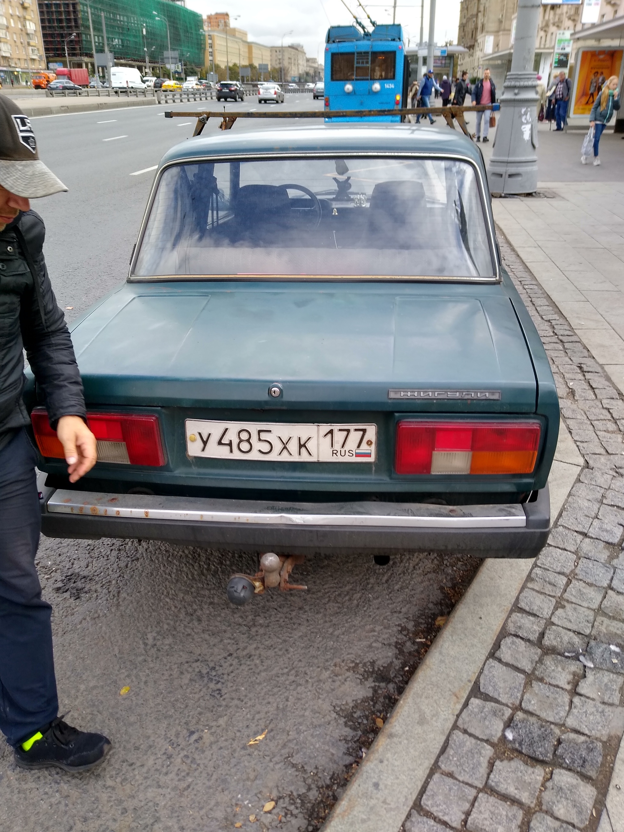 How to remove taxi drivers from a stop? - My, League of Lawyers, Legal aid, No rating, Bombanulo, Mat, Longpost, Taxi, Bombs