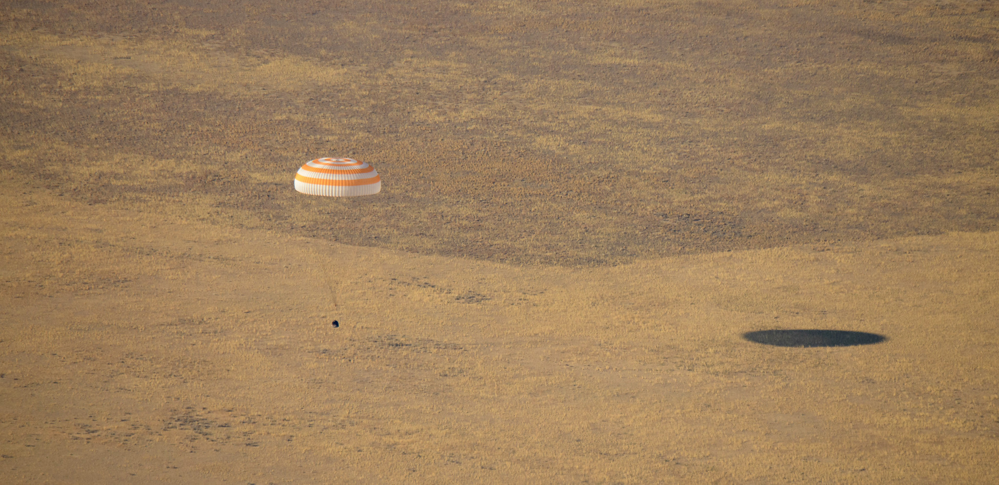 The Soyuz MS-12 crew returned to Earth - Космонавты, ISS, Landing, Steppe, Roscosmos, NASA, Union, Video, Longpost, news