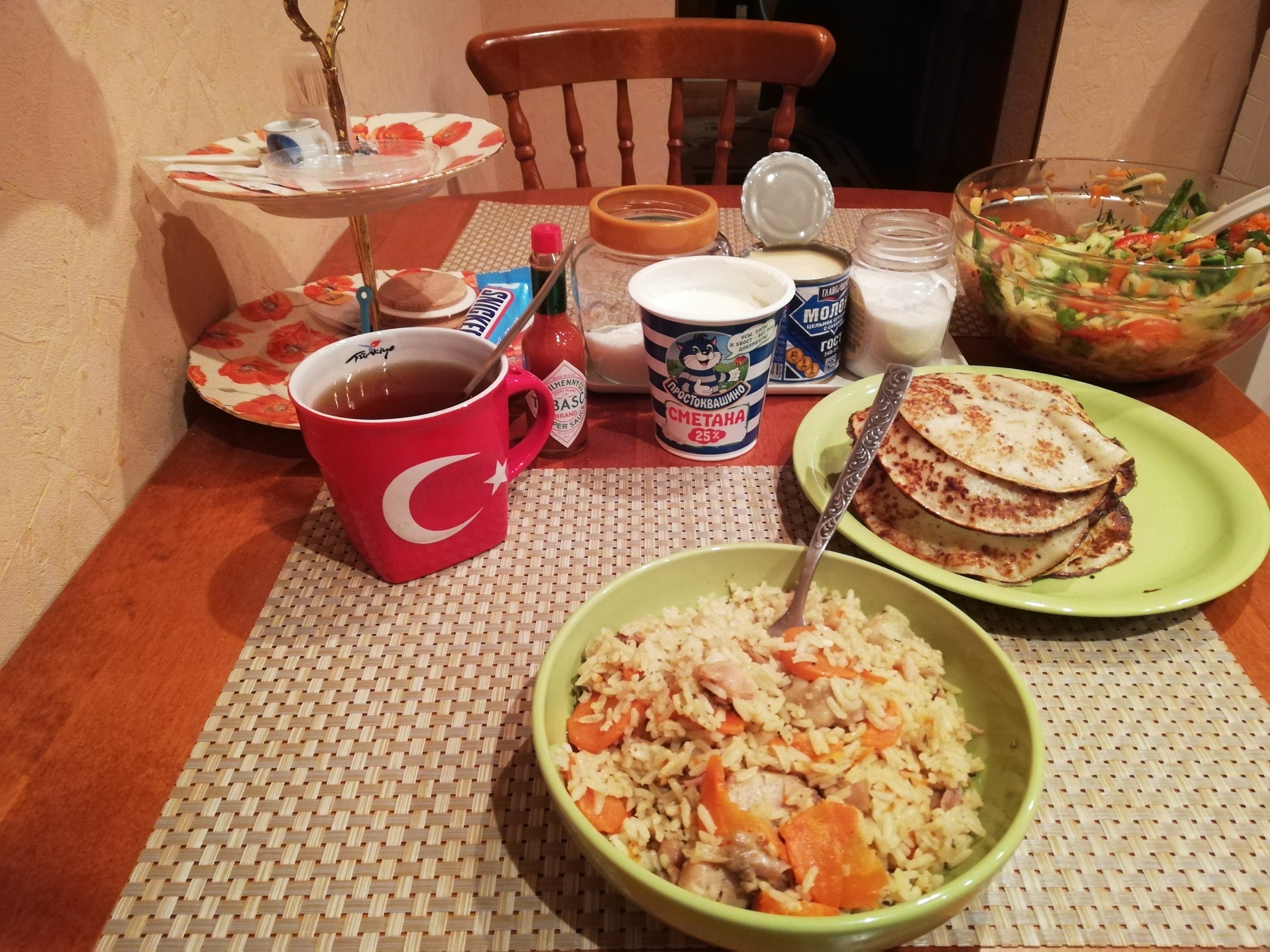 A modest Saturday dinner for a bachelor. - My, Men's cooking, bachelor meal, cat, Dinner