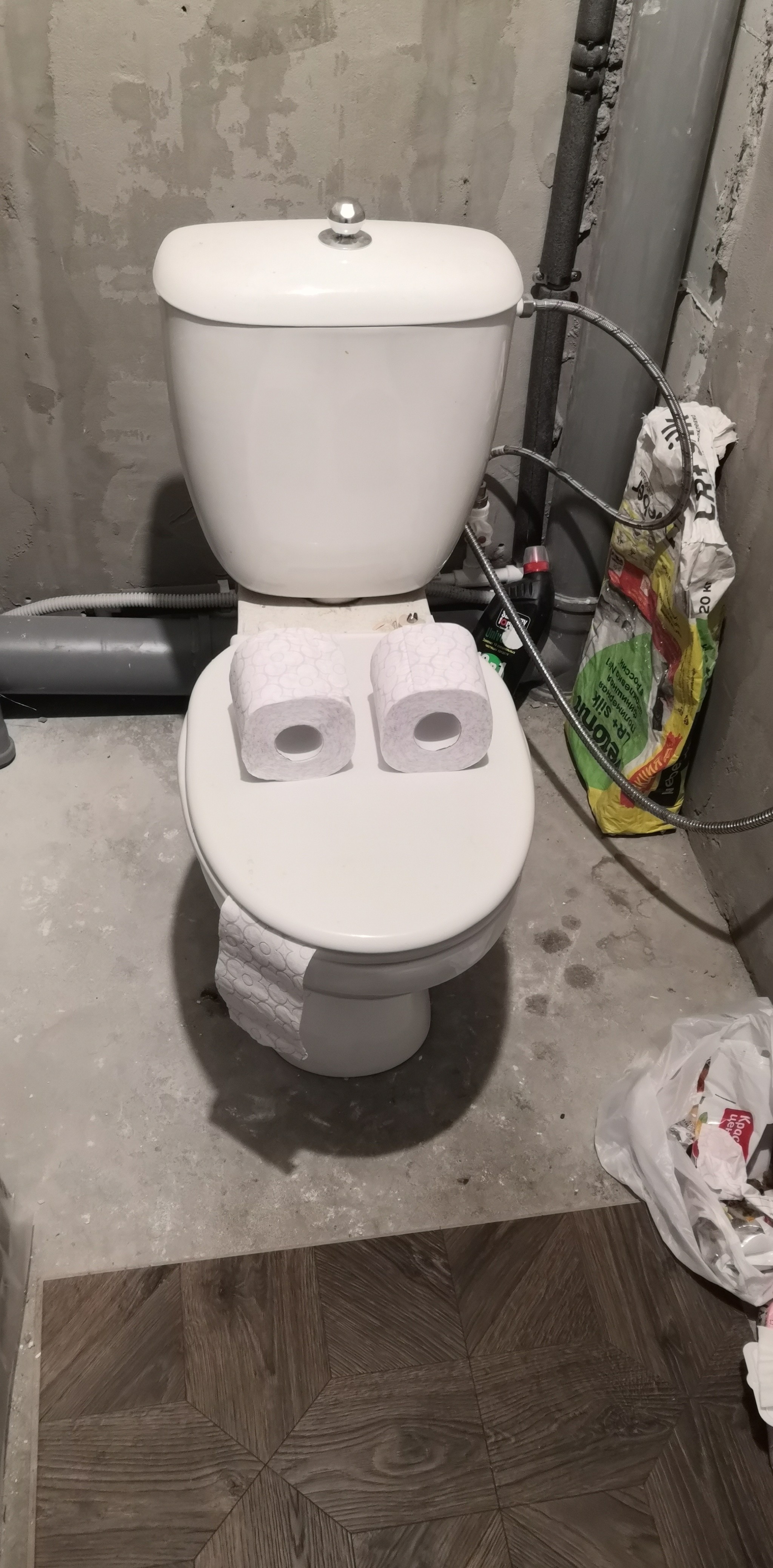 Got a virus - My, Humor, Toilet, Eyes