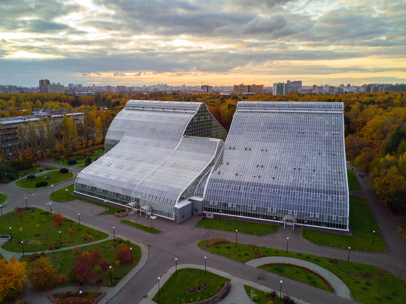 Greenhouses of the Botanical Garden - My, The photo, Landscape, Autumn, Longpost