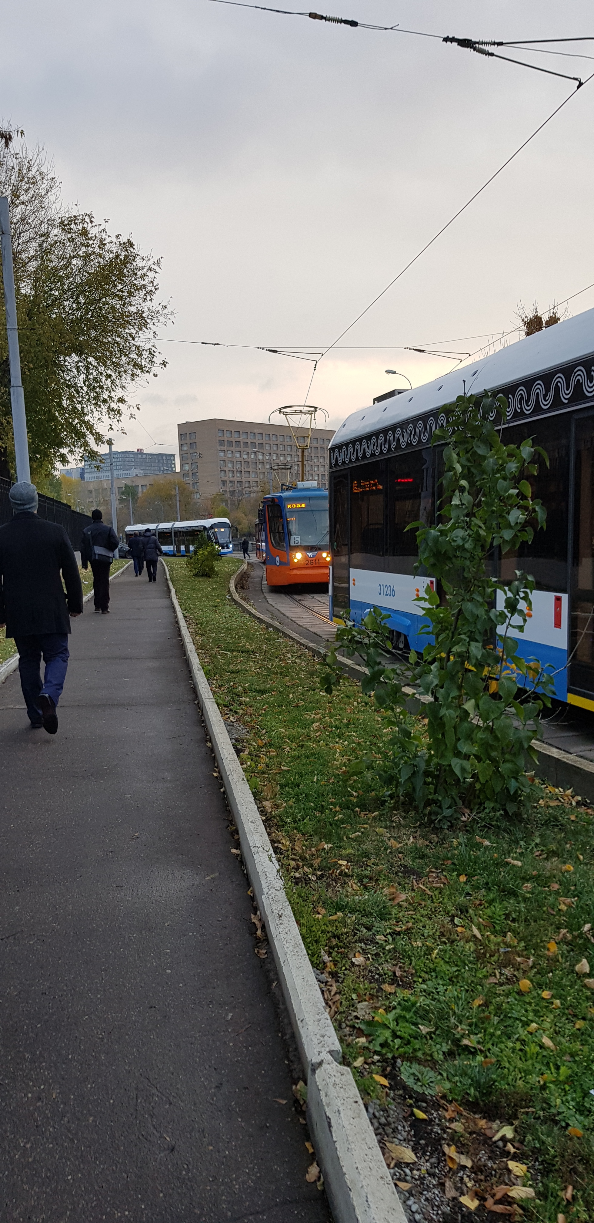 Мастер парковки - Моё, Неправильная парковка, Парковка, Длиннопост, Москва, Негатив