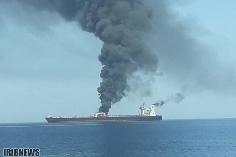 Iranian tanker on fire in the Red Sea - Oil, Tanker, Iran, Economy, Politics