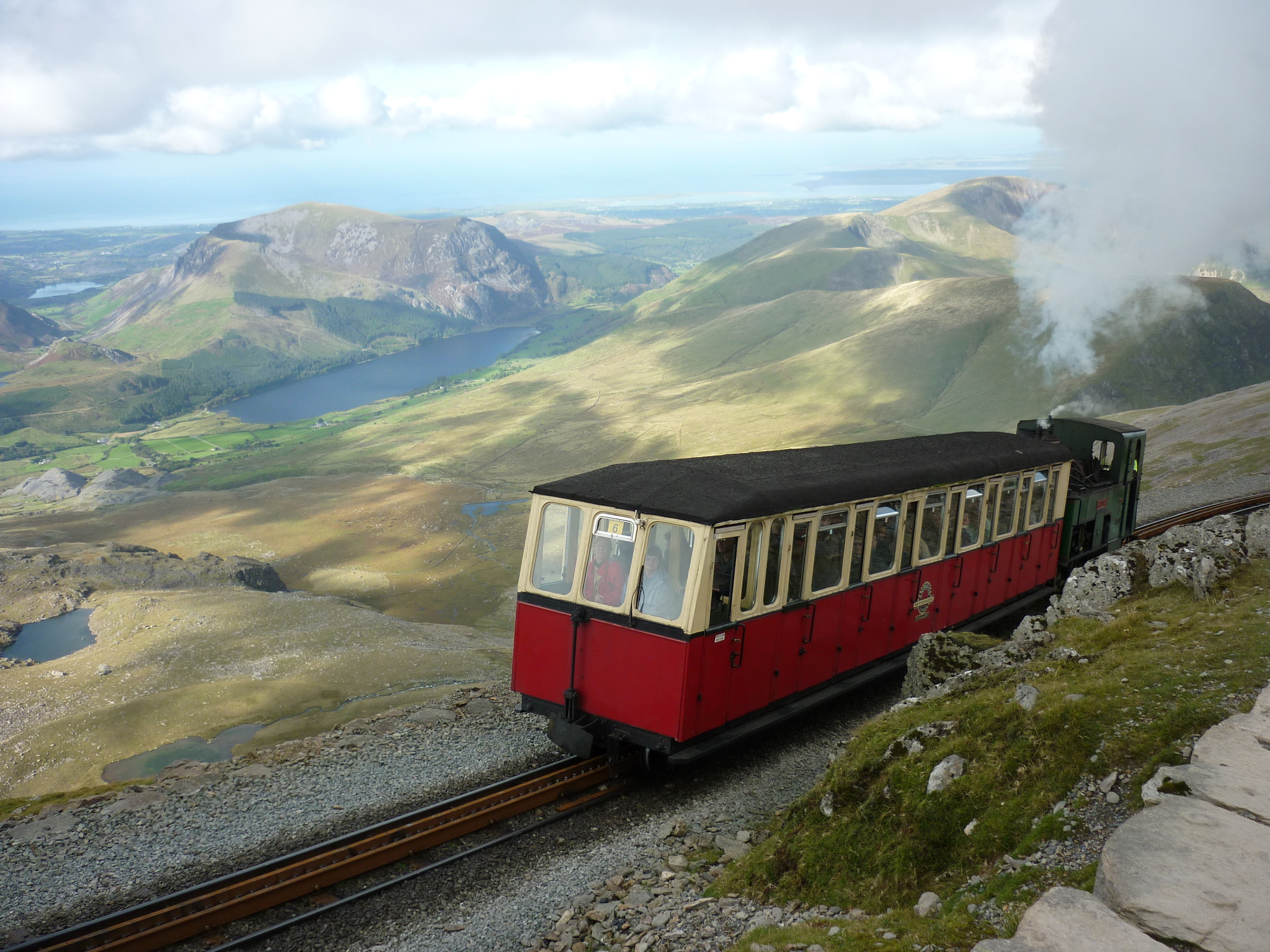 Snowdon Mountain Railway. - Railway, Gear rail, Mountain road, England, Longpost, Video