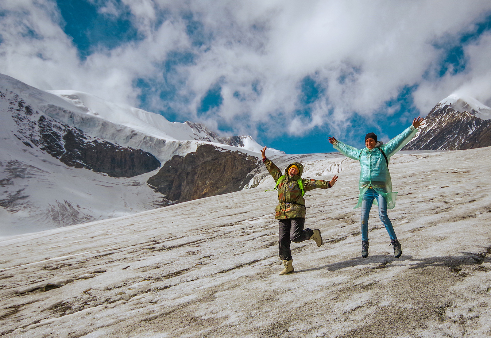 Along the Great Aktru Glacier - The mountains, Mountain Altai, Travels, Holidays in Russia, Tourism, The photo, Michael, Longpost, Altai Republic