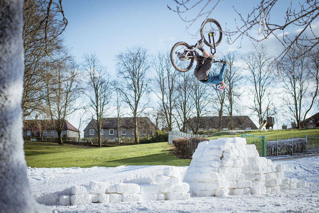 Danny MacAskill: повелитель погоды! - Macaskill, Велосипед, Триал, Трюк, Макаскилл, Mtb, Danny MacAskill, Видео