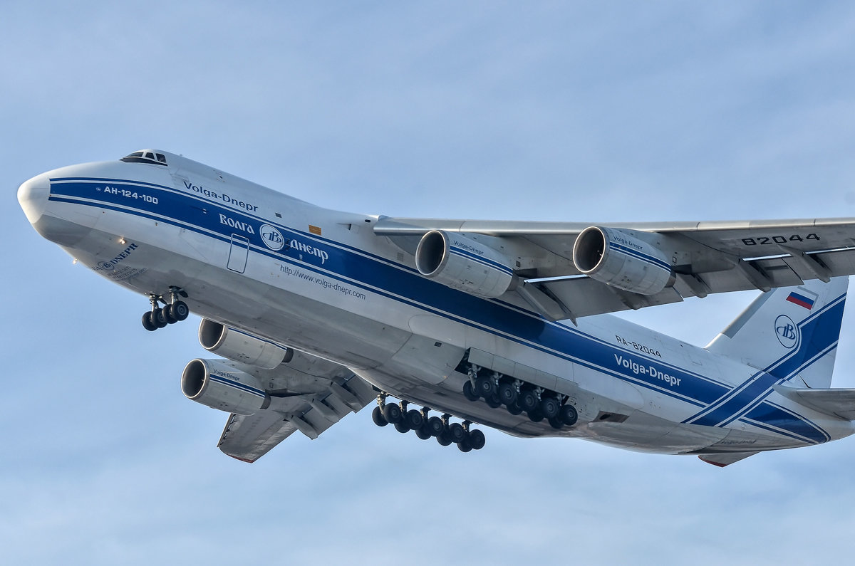 A selection of the latest aircraft manufacturing and aviation news No. 4 - My, Aviation, news, A selection, Sukhoi Superjet 100, An-124, An-124 Ruslan, Video, Longpost