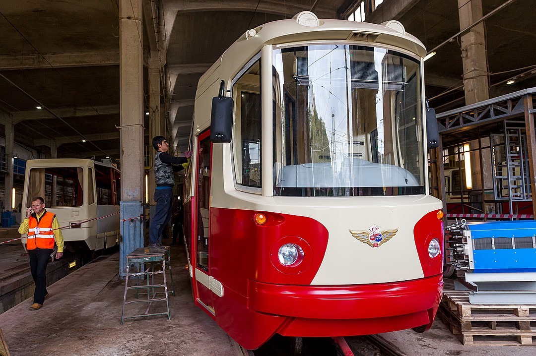 A hydrogen tram has started its route in St. Petersburg. - Railway, Tram, Saint Petersburg, Longpost, Video