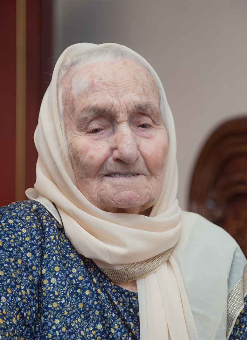 This is Grandma Nepsi, the oldest resident of Russia. She will turn 120 in April - My, Chechnya, Caucasus, Longevity, Longpost