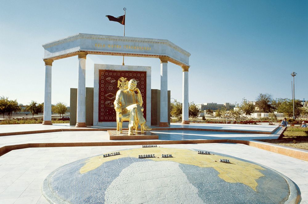 Legacy of Turkmenbashi. - Turkmenistan, Turkmenbashi, Arguments and Facts, Longpost, Saparmurat Niyazov