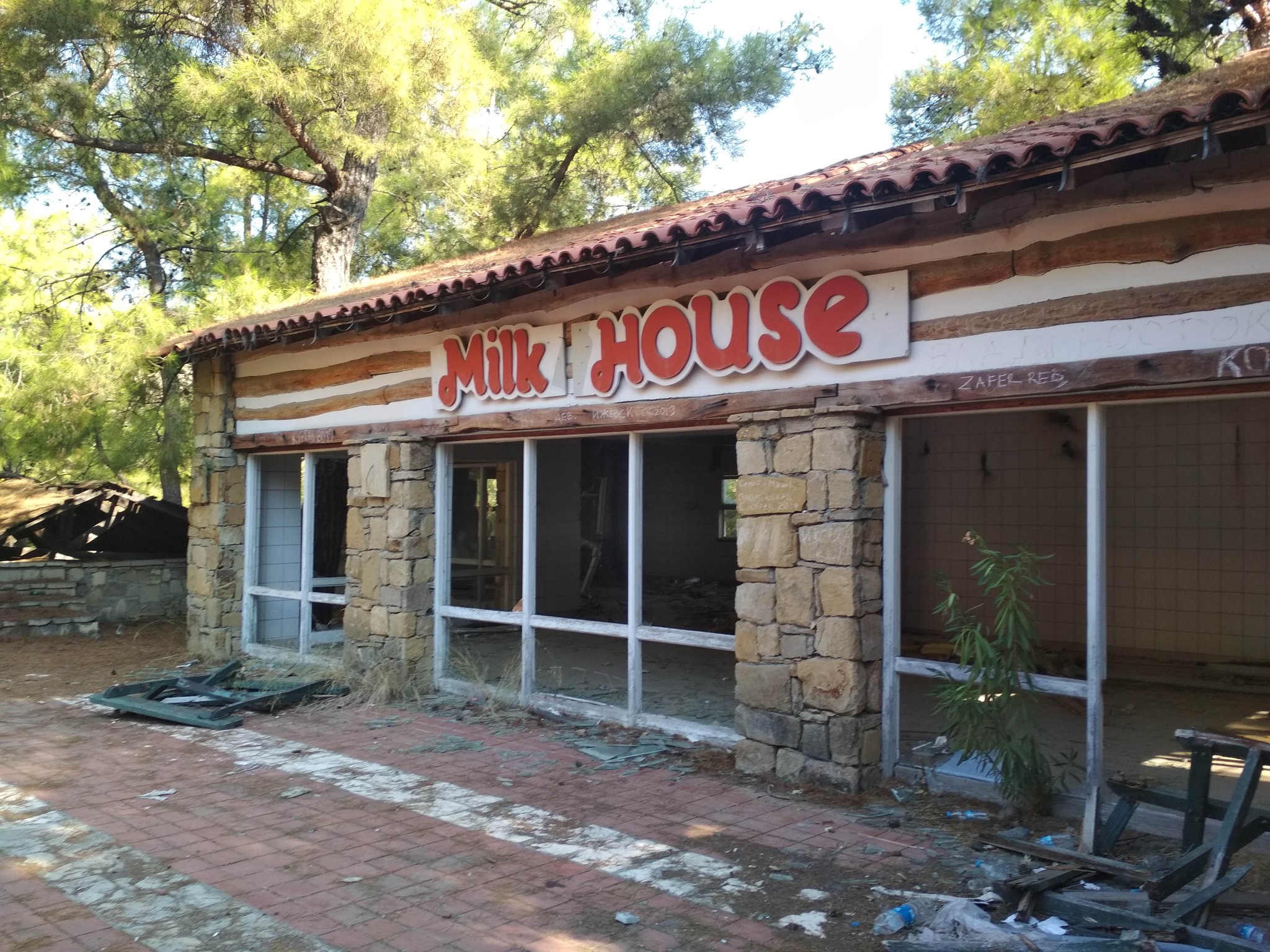 Abandoned Hotel - My, Abandoned, Longpost, Relaxation, Turkey