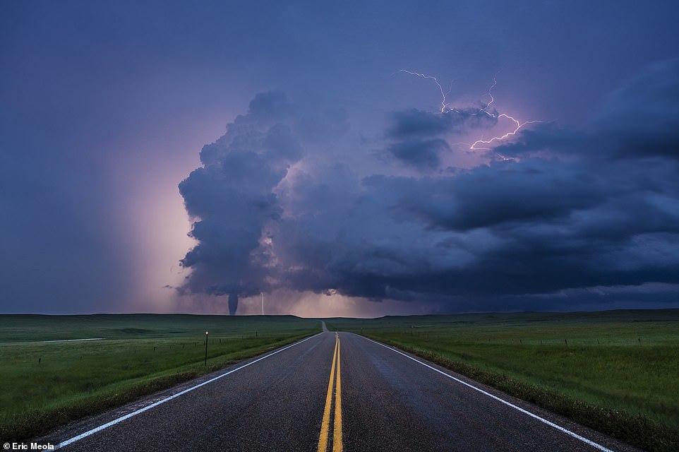 Photographs of storms taken by a photographer over forty years - The photo, Storm, Element, Longpost, Tornado