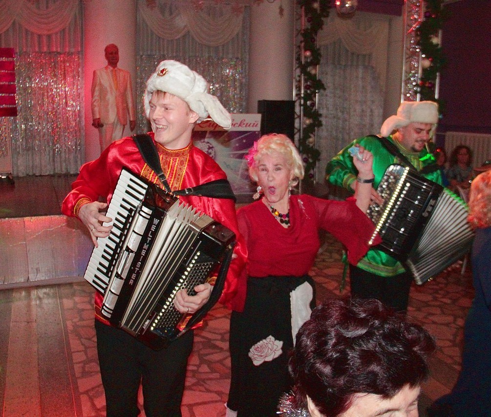 The Second Youth Opens to the Accordions of the Mature Generation;)))) - My, Youth, Grandmother, Accordion, Music, Musicians, Holidays, New Year