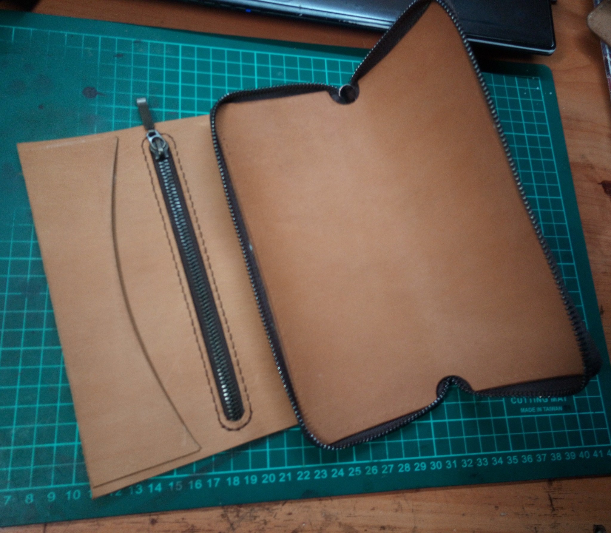 Wallet with zipper - My, Leather, Russia leather, Crast, Natural leather, Zipper, Wallet, Longpost