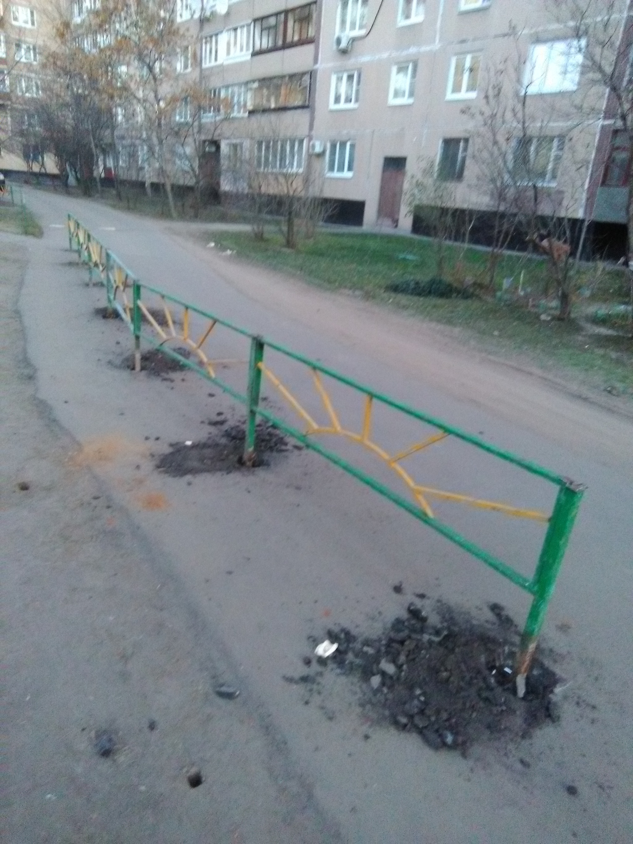 And so it will do, Tajik fence, Novokosino district, Suzdalskaya street - My, And so it will do, Tag for beauty, Longpost